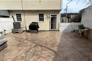 164 Union St, Lawrence, MA 01841 - Photo 17