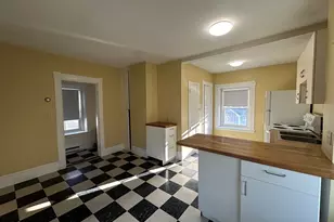 121 Winter St, Framingham, MA 01702 - Photo 9