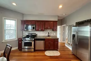 193 Mt Hope Ave, Fall River, MA 02724 - Photo 3