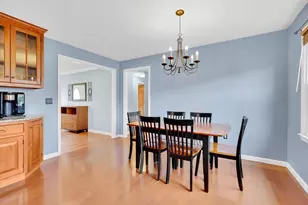 135 Nutmeg Cir, Chicopee, MA 01020 - Photo 11