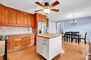 135 Nutmeg Cir, Chicopee, MA 01020 - Photo 7