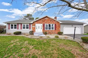 135 Nutmeg Cir, Chicopee, MA 01020 - Photo 1