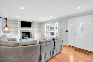 135 Nutmeg Cir, Chicopee, MA 01020 - Photo 13