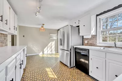 26 Rainbow Ln, Mashpee, MA 02649 - Photo 11