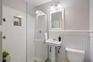 30 Pinckney St, Boston, MA 02114 - Photo 11