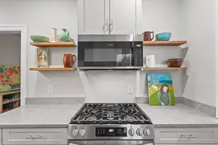 1 Hill St, Newburyport, MA 01950 - Photo 13