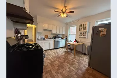 98 Cypress St #2, Brookline, MA 02445 - Photo 5