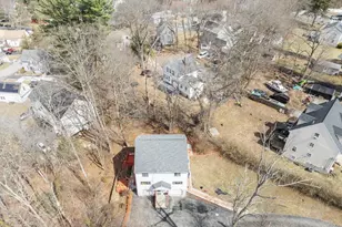 235 Oakland Ave, Methuen, MA 01844 - Photo 37