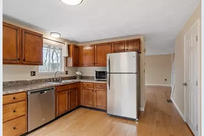 235 Oakland Ave #235, Methuen, MA 01844 - Photo 3