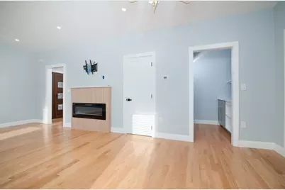43 Tainter St #43, Medford, MA 02155 - Photo 9