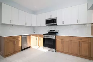 43 Tainter St, Medford, MA 02155 - Photo 5