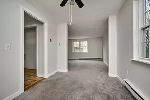 252 West St, Amherst, MA 01002 - Photo 5