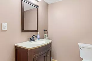 20 Jennifer Ln, Peabody, MA 01960 - Photo 19