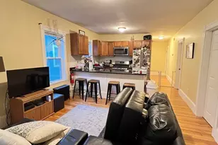 42 Gorham St, Somerville, MA 02144 - Photo 9