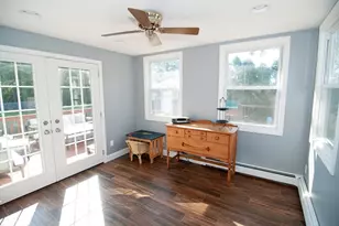 60 Greenleaf Cir, Framingham, MA 01701 - Photo 11