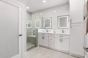 16 Franklin St, Salem, MA 01970 - Photo 13