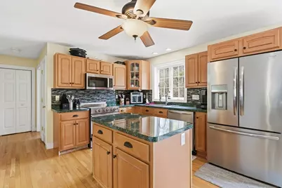 38 Foster Ct, Gardner, MA 01440 - Photo 3