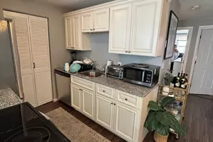 128 Tudor St, Boston, MA 02127 - Photo 7