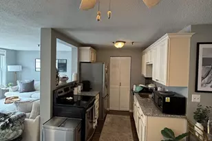 128 Tudor St, Boston, MA 02127 - Photo 5