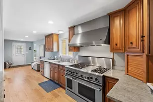 6 Freemont St, Lexington, MA 02421 - Photo 7