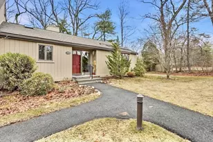 152 Chestnut Cir, Lincoln, MA 01773 - Photo 29