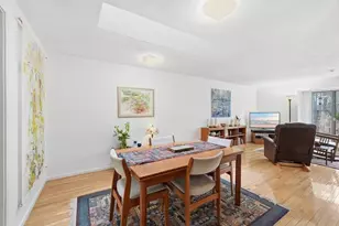 152 Chestnut Cir, Lincoln, MA 01773 - Photo 7