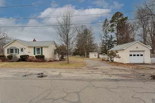 24 Laurel Ave, Wilmington, MA 01887 - Photo 7