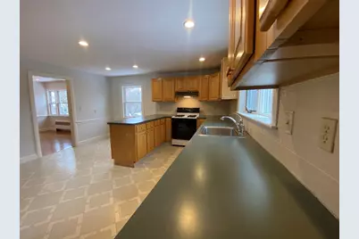 154 Lincoln Road, Medford, MA 02155 - Photo 5