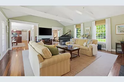 523 Old Westport Rd, Dartmouth, MA 02747 - Photo 17