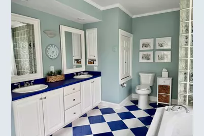 523 Old Westport Rd, Dartmouth, MA 02747 - Photo 29