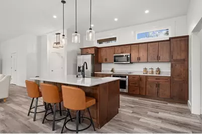 22 Woodbury St, Gloucester, MA 01930 - Photo 5