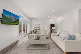 22 Woodbury St, Gloucester, MA 01930 - Photo 17