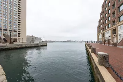 85 E India Row #35E, Boston, MA 02110 - Photo 3