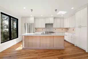 34 Vinton St, Boston, MA 02127 - Photo 3