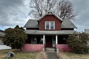 28 Larone Ave, West Springfield, MA 01089 - Photo 1