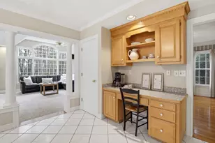 51 Colonial Ave, North Andover, MA 01845 - Photo 9