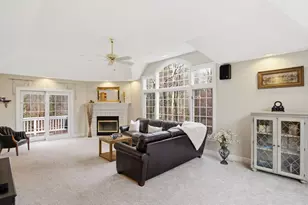 51 Colonial Ave, North Andover, MA 01845 - Photo 5