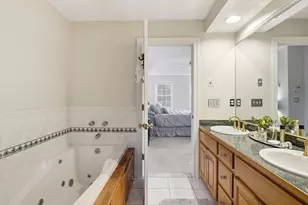 51 Colonial Ave, North Andover, MA 01845 - Photo 29