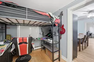 18 E Cleveland St, Greenfield, MA 01301 - Photo 17