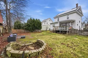 18 E Cleveland St, Greenfield, MA 01301 - Photo 5