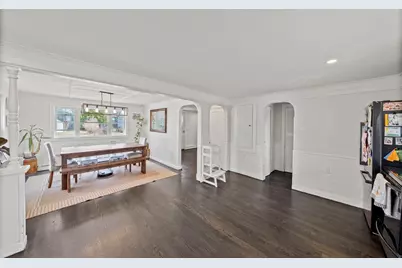 27 Churchill Ave, Whitman, MA 02382 - Photo 5