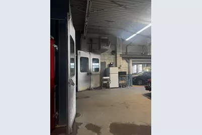 223-225 Kempton Street #1 and 2, New Bedford, MA 02740 - Photo 37