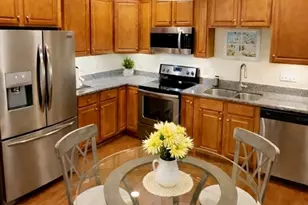 7 Augustus Ct, Reading, MA 01867 - Photo 3