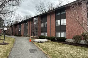 4 Longwood Dr, Andover, MA 01810 - Photo 3