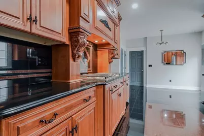 106 Danforth St, Framingham, MA 01701 - Photo 13