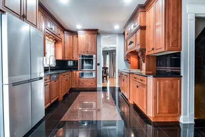 106 Danforth St, Framingham, MA 01701 - Photo 7