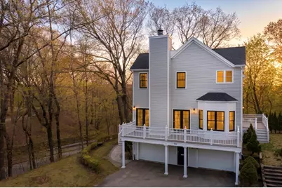 106 Danforth St, Framingham, MA 01701 - Photo 3