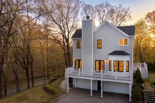 106 Danforth St, Framingham, MA 01701 - Photo 3