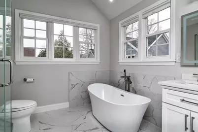 106 Danforth St, Framingham, MA 01701 - Photo 17