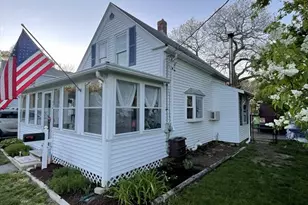 93 Central St, Rockland, MA 02370 - Photo 3